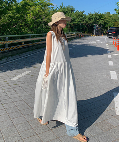 ログナイロンポケット袖なしロングワンピース