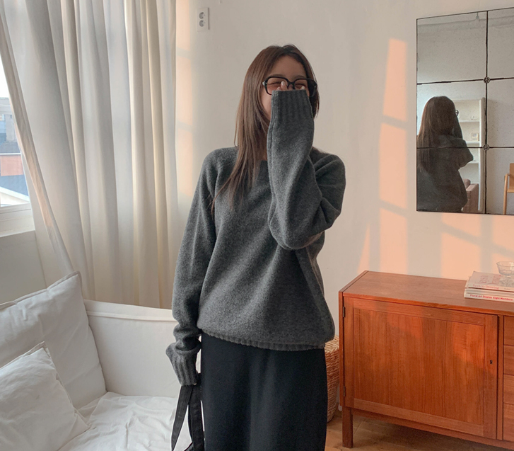 ノフラグラン ラウンドネック ウールニット