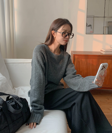 ノフラグラン ラウンドネック ウールニット