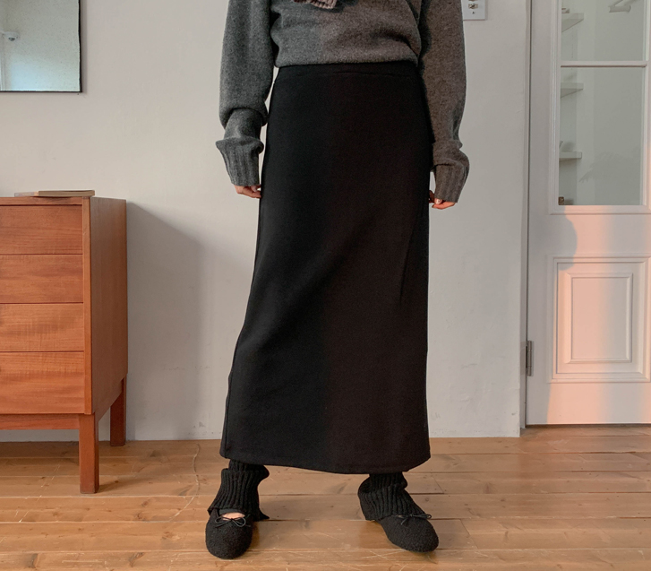 メリーミンク起毛スリットバンディングロングスカート