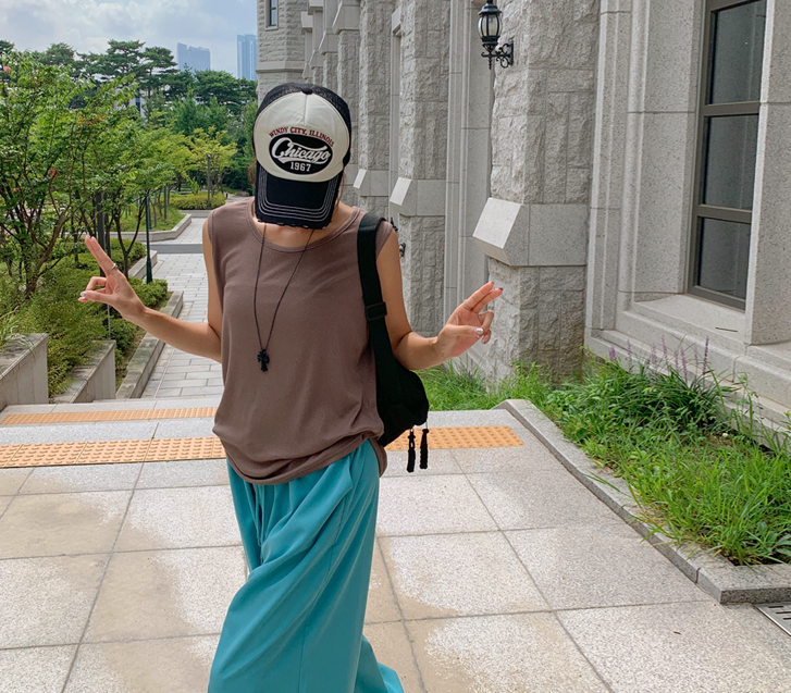 ファニーゴルジスパン袖なし
