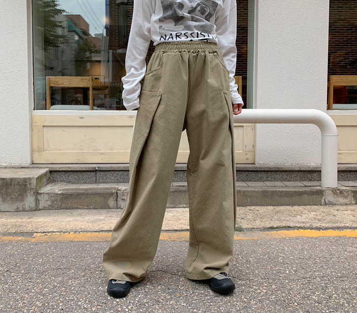ハイドピンタックバンディングワイドパンツ