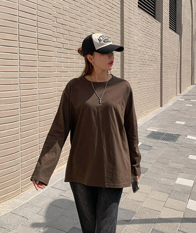 リアルベーシック長袖Tシャツ
