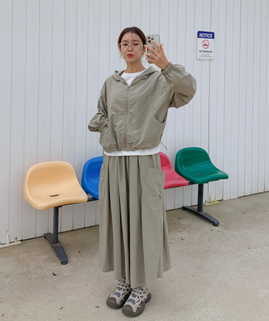 ケビンナイロンフードアノラックロングスカートセット