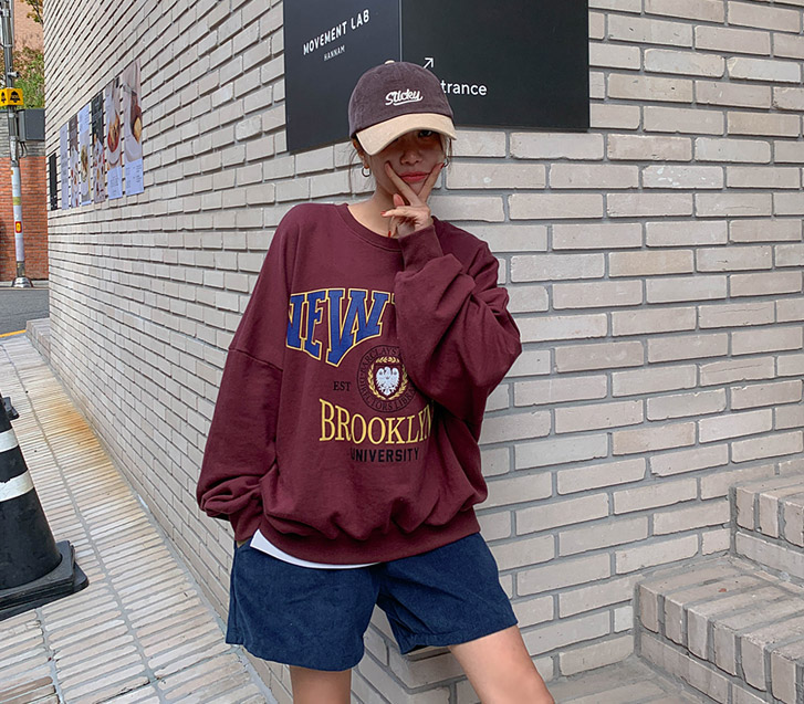 [男女共用]ニューヨークプリンティングジュリートレーナー
