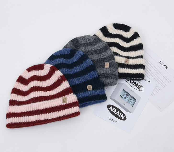 ベッドストライプウールビーニー