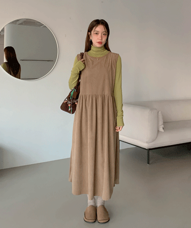 コニーコーデュロイ袖なしロングワンピース