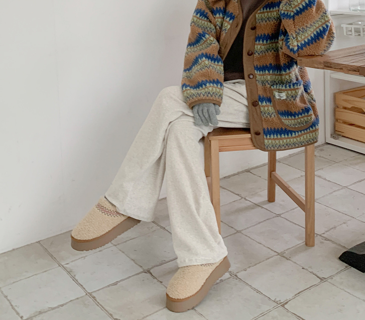 ペンダントゴルジベロアワイドトレーニングパンツ