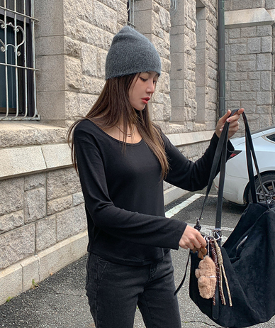 アッセルユネックベーシック長袖ティーシャツ