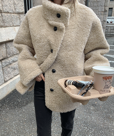 ゲルト ウール ポーグルがハイネック ムスタング