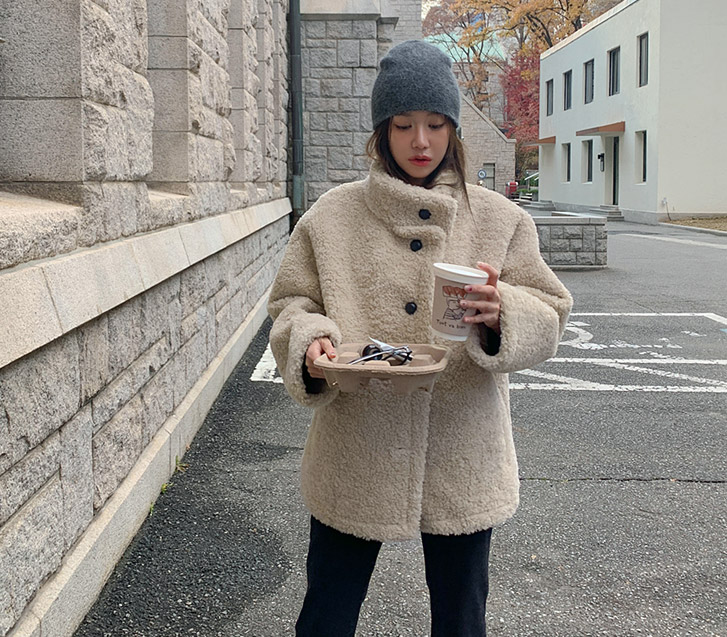 ゲルト ウール ポーグルがハイネック ムスタング