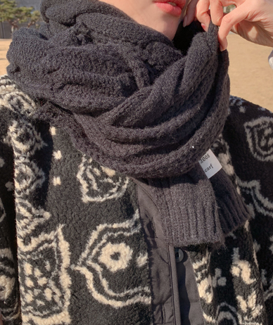 ショートニットウールマフラー