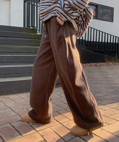 曲線切開ストリングフリースジョガーワイドパンツ