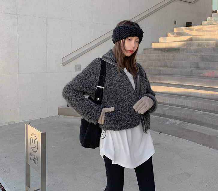 ジェイズクロップドファーキルティングザップアップジャンパ