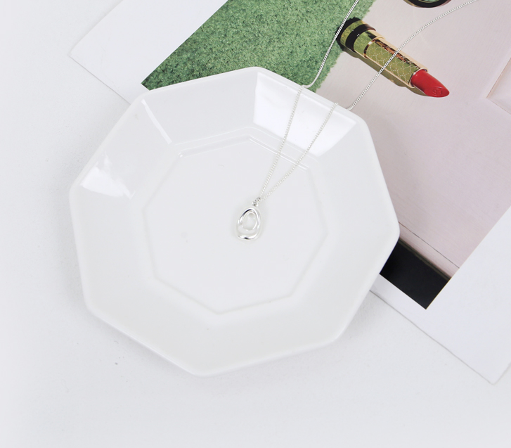 ナッツネックレス