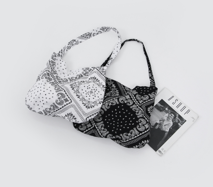 ノーツペイズリーバックパック