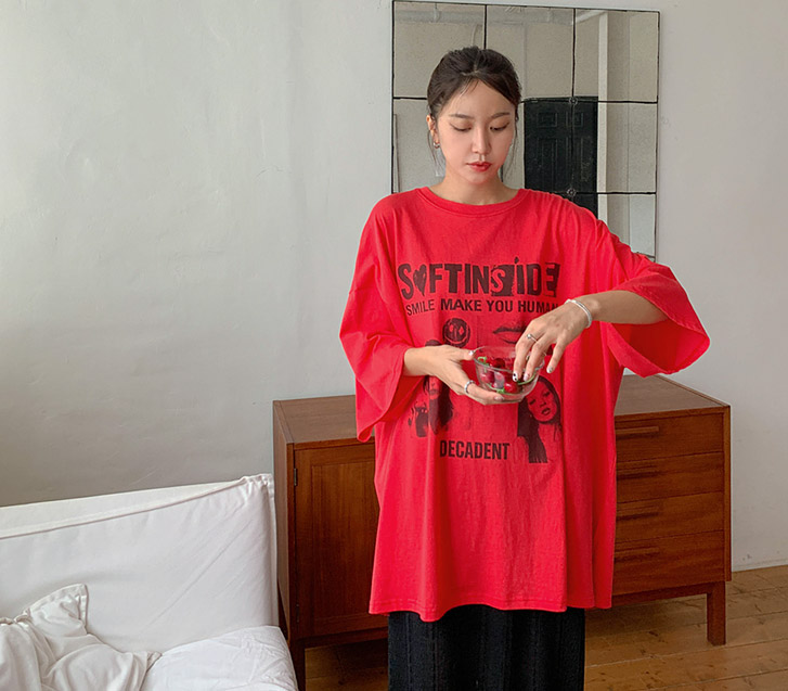 ケイティ・ナソム・トイム半そでロングTシャツ