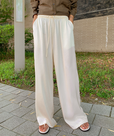 メイヌシャチンバンディングワイドパンツ