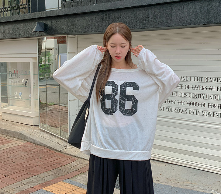 86レタリングオフショルダーリネン長袖Tシャツ