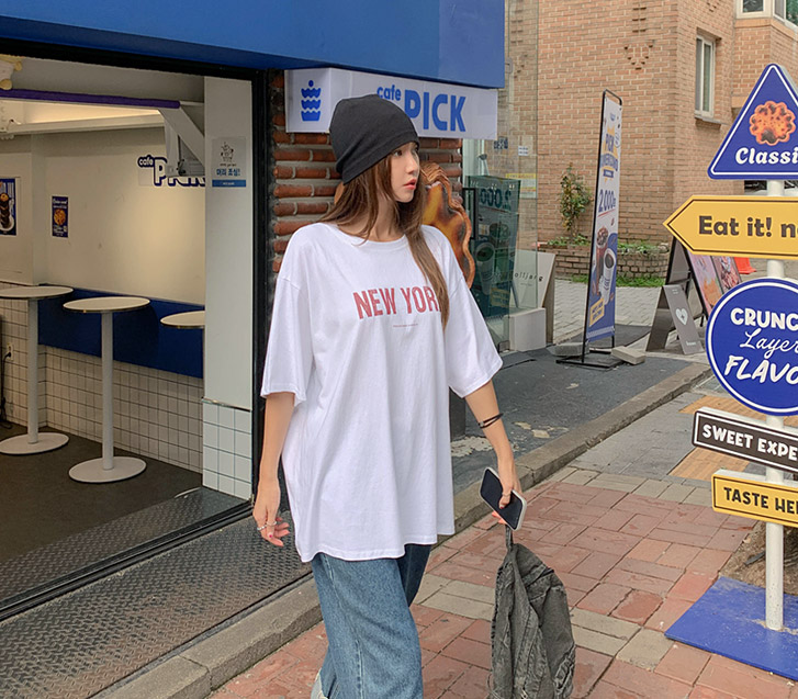 ニューヨークレタリング半そでロングTシャツ