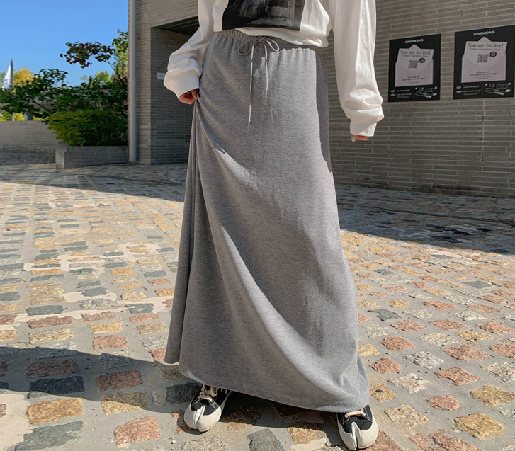 ウェイストリングロングスカート