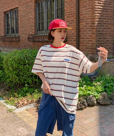 ベロタンガラ配色パッチ半そでTシャツ