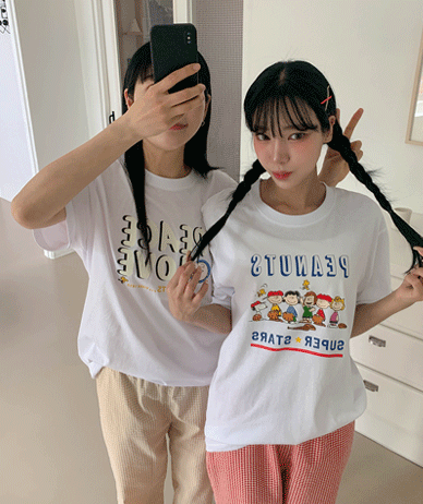 スヌーピーフィナースターナソム半そでティーシャツ