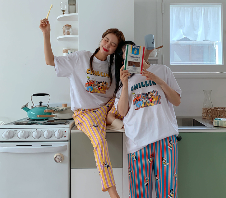 ソファミッキー半そでティーストライプパンツパジャマセット