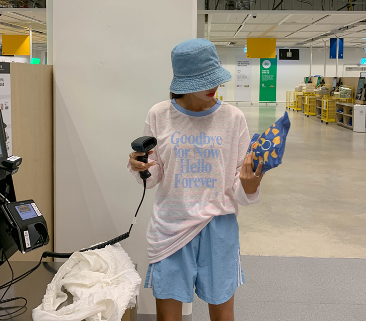 【男女共用】アイスクリーム 汚れ配色 シーツルー 長袖ティーシャツ