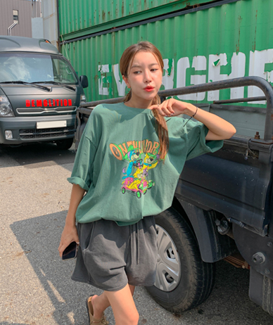[男女共用]アニマルクラック ナヨムピグメント 半そで ロングTシャツ
