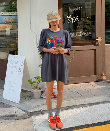 [男女共用]カウボーイナソム半そでロングTシャツ