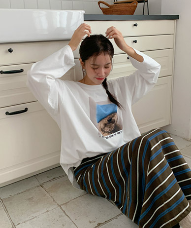 ビーニープードルプリント長袖Tシャツ