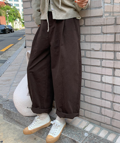 エログステッチ 後バンディング ワイド排気パンツ