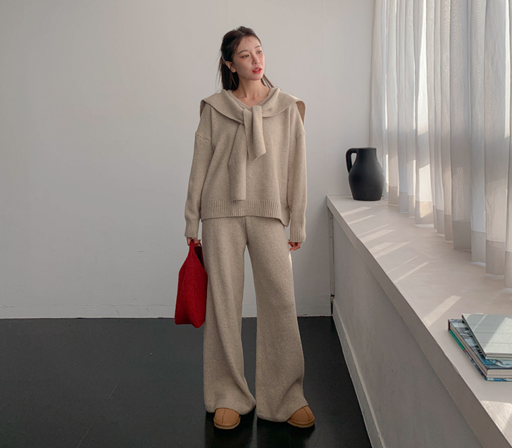 バニラウールニットケープワイドパンツセット