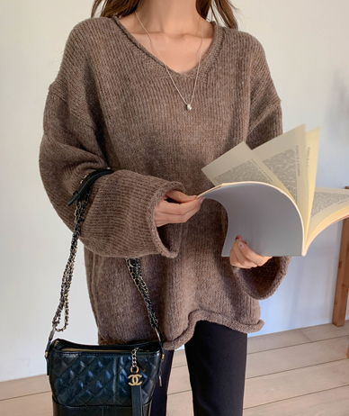 リップルブイネックニット