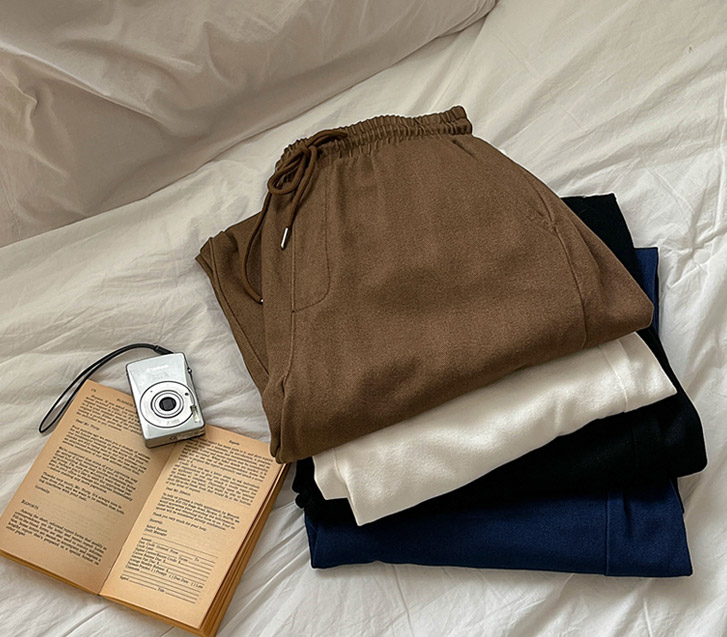 ゲレンティ表皮ピンタックワイドバンディングパンツ（ショット/ロングver）