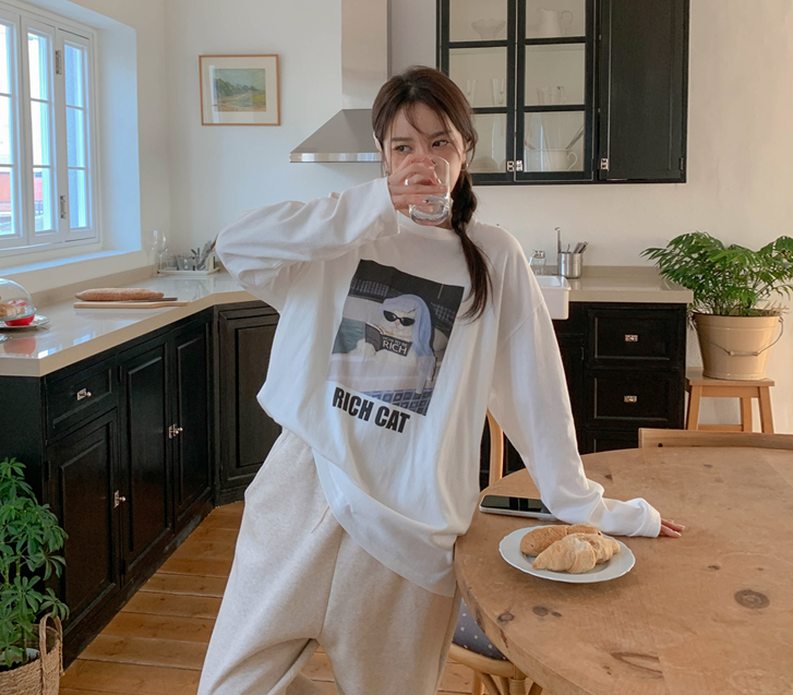 リッチキャットナ塩長袖ティーシャツ