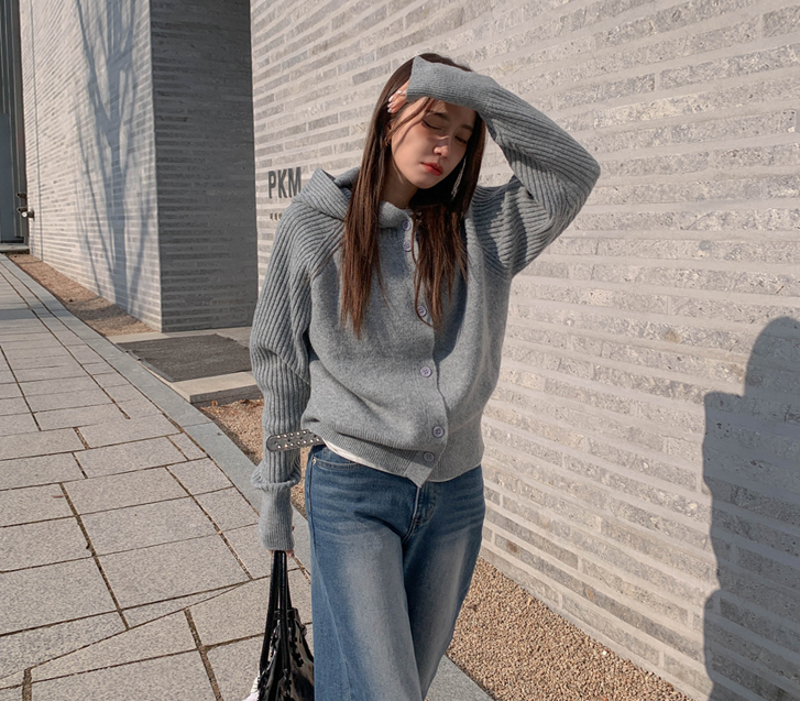 セビアンゴラハイネックフードニットカーディガン