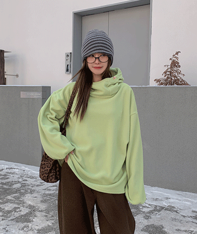 トレンタートルハイネックフリースフード