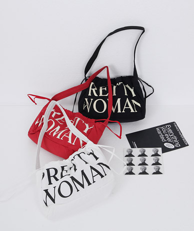 レタリングカジュアルバックパック