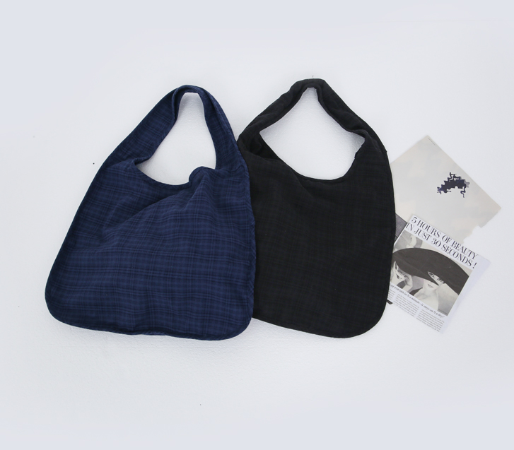 ウェインチェックホボバッグ