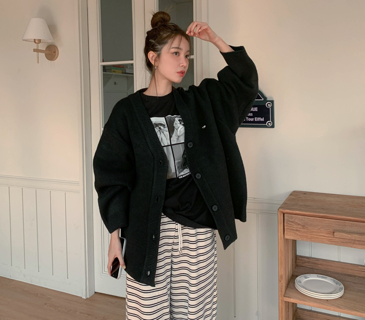 ノーベルブイネックウールニットロングカーディガン