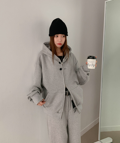 [男女共用]ウノボタンツウェーフードジップアップ