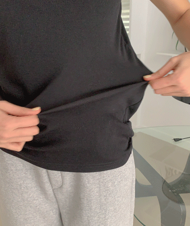 メロソフトUネック袖なし