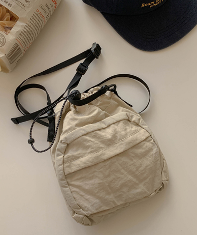 集まったポケットミニバック