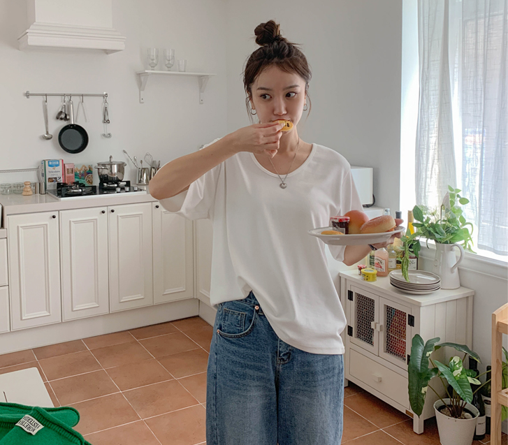 マンゴーUネックスパン半そでティーシャツ