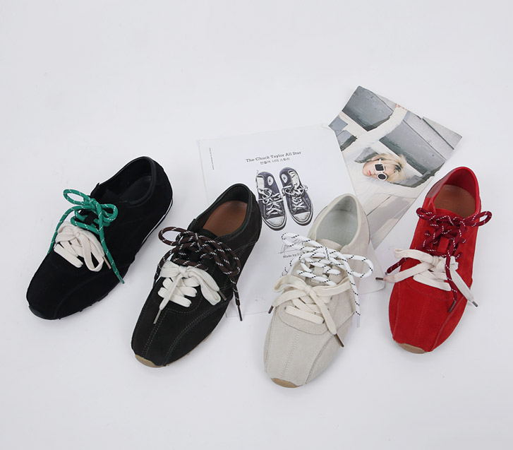 ドックカーフスキンシューズ（モデル着用カット240）