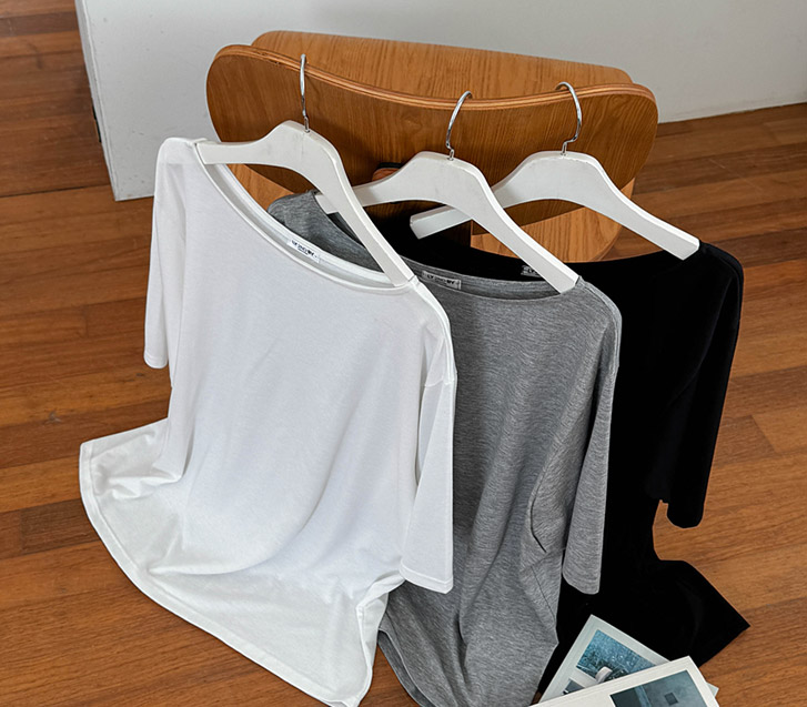 デイレットボートネック半そでティーシャツ