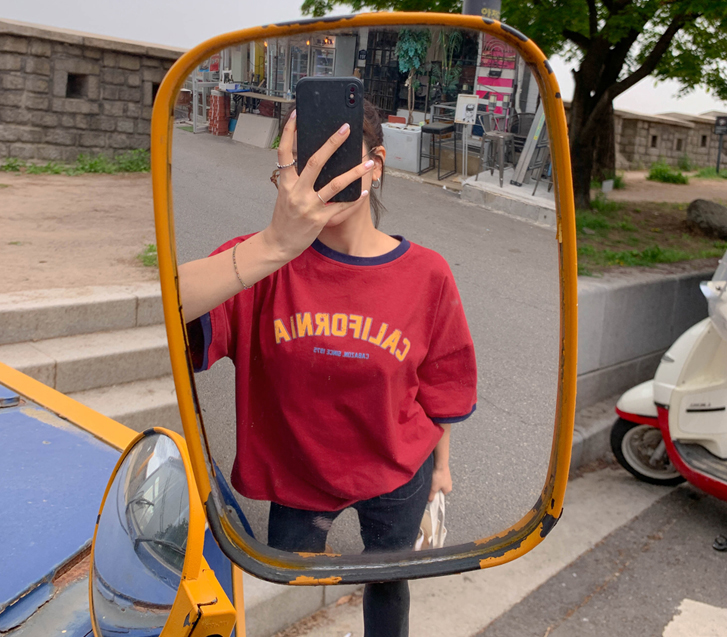 カリーナ塩バクシー半そでティーシャツ