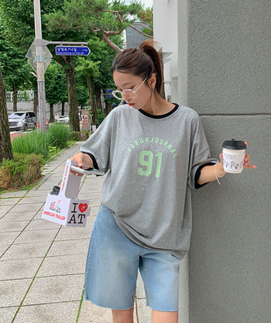 91レタリング配色半そでTシャツ